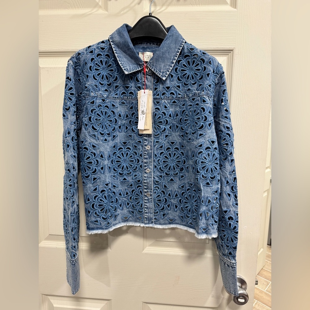 Alice + Olivia Blue Denim Button Down Shirt